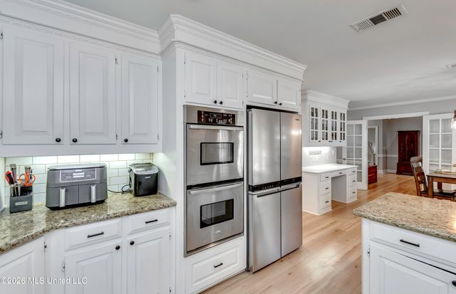 60 Eastgate Drive, Brandon, MS 39042