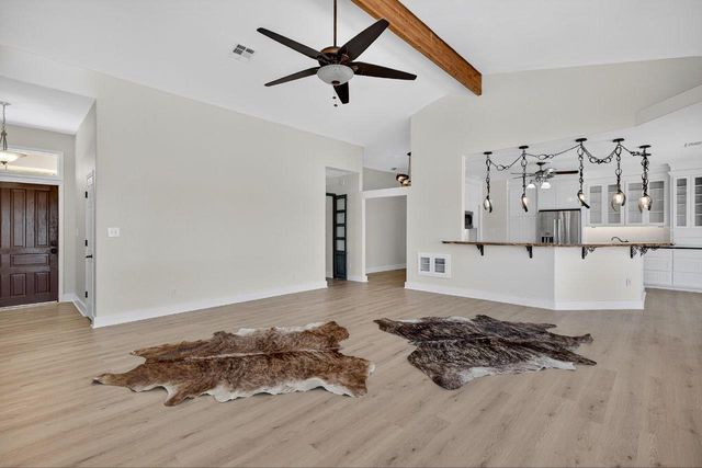 95 Gateway North N, Marble Falls, TX 78654