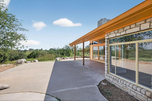 95 Gateway North N, Marble Falls, TX 78654