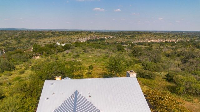 95 Gateway North N, Marble Falls, TX 78654