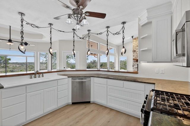 95 Gateway North N, Marble Falls, TX 78654