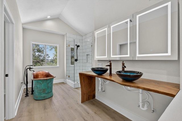 95 Gateway North N, Marble Falls, TX 78654
