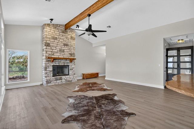 95 Gateway North N, Marble Falls, TX 78654