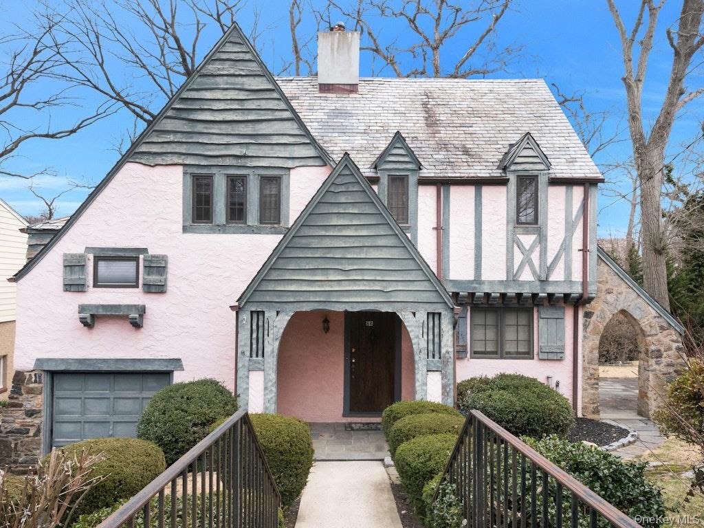 88 Stockbridge Road, Yonkers, NY 10710 — exterior