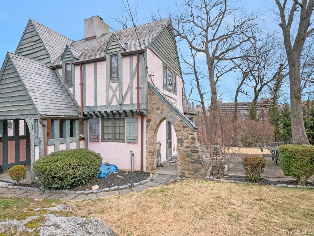 88 Stockbridge Road, Yonkers, NY 10710 — photo 2