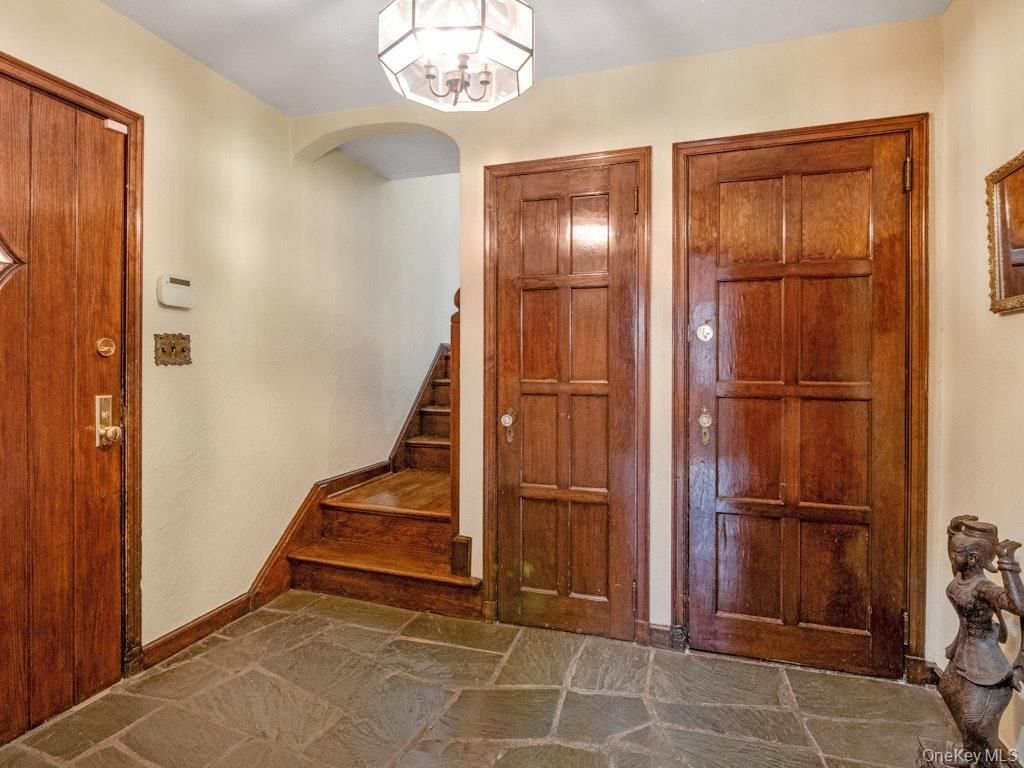 88 Stockbridge Road, Yonkers, NY 10710 — photo 3