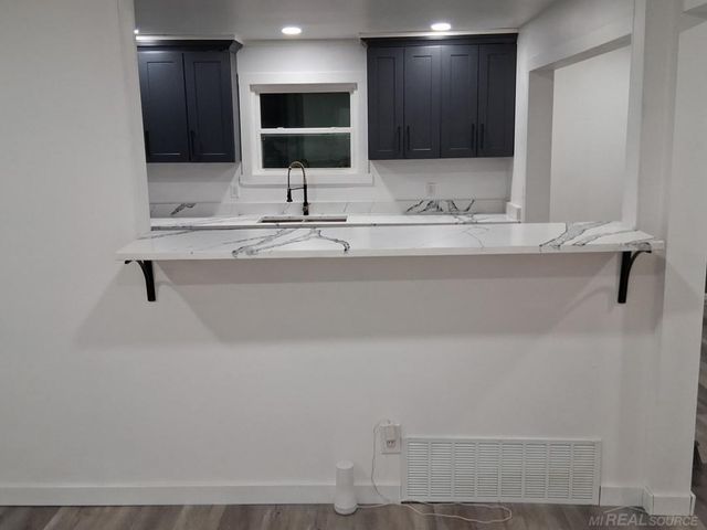 380 Eloise Drive, Benton Harbor, MI 49022