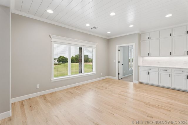 8517 E 108th Street North, Owasso, OK 74055