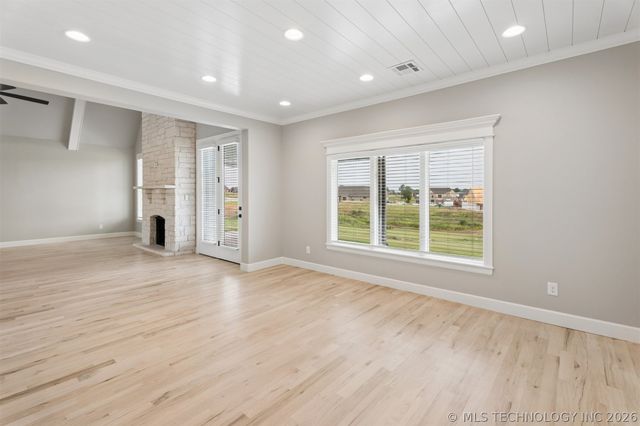 8517 E 108th Street North, Owasso, OK 74055