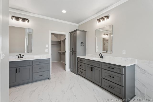 8517 E 108th Street North, Owasso, OK 74055