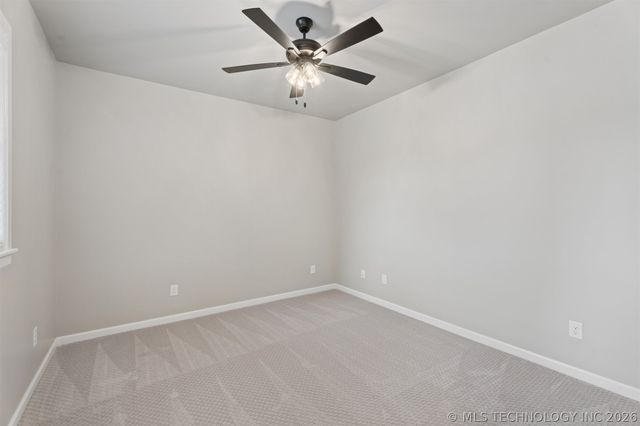 8517 E 108th Street North, Owasso, OK 74055
