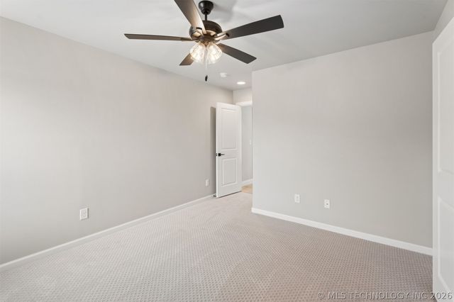 8517 E 108th Street North, Owasso, OK 74055