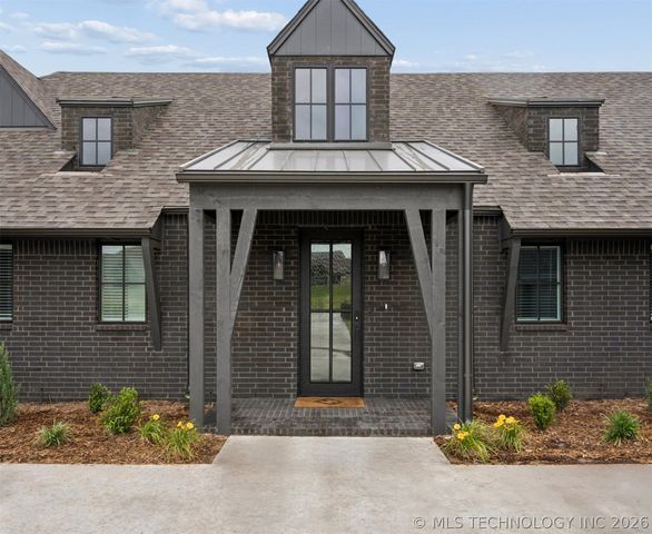 8517 E 108th Street North, Owasso, OK 74055