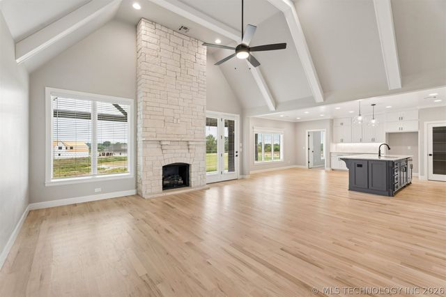 8517 E 108th Street North, Owasso, OK 74055