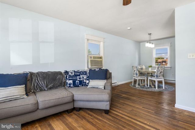 407 W RACE ST, Fleetwood, PA 19522
