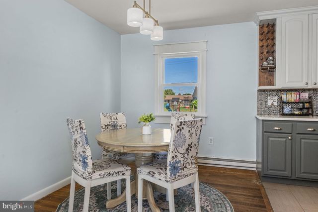 407 W RACE ST, Fleetwood, PA 19522