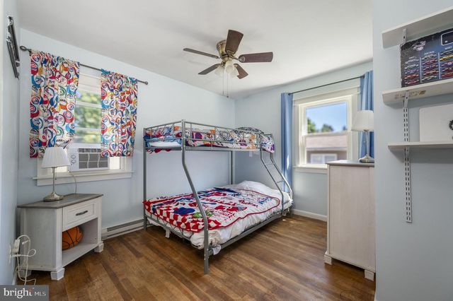 407 W RACE ST, Fleetwood, PA 19522