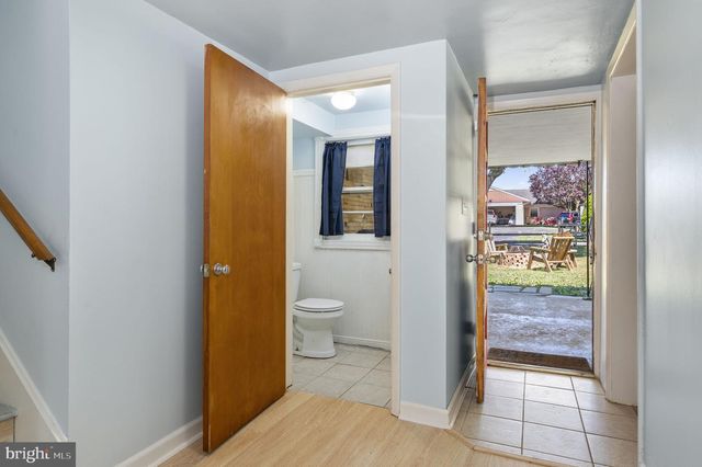 407 W RACE ST, Fleetwood, PA 19522