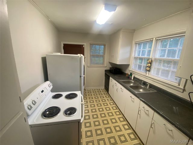 2076 Midway Street, Montgomery, AL 36110