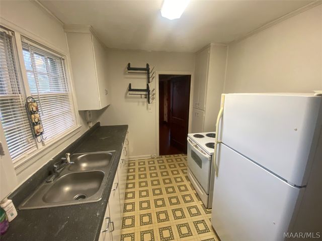 2076 Midway Street, Montgomery, AL 36110