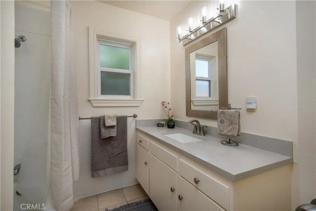 752 Agajanian, Montebello, CA 90640