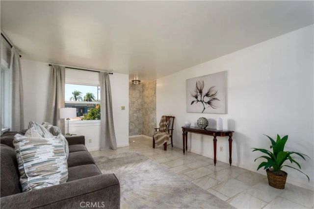 752 Agajanian, Montebello, CA 90640