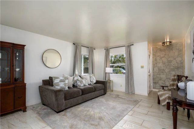 752 Agajanian, Montebello, CA 90640