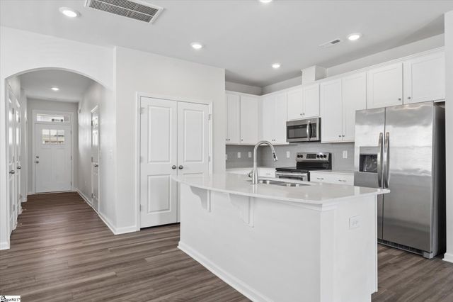 299 E Compass Way, Easley, SC 29640