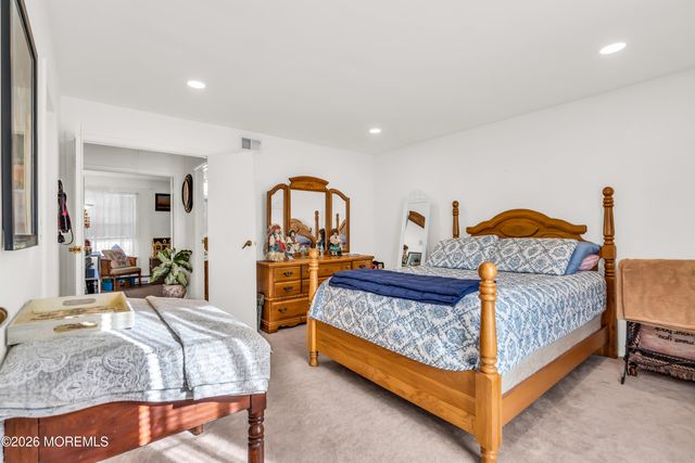 632 b Finchley Court, Manchester, NJ 08759