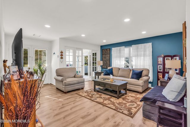 632 b Finchley Court, Manchester, NJ 08759