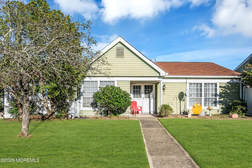 632 b Finchley Court, Manchester, NJ 08759