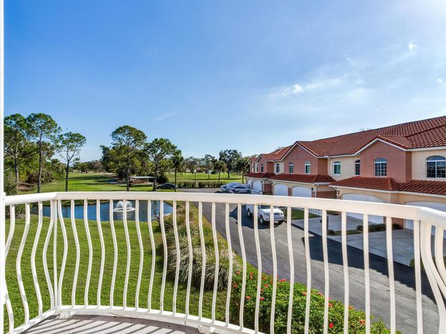 6302 VISTA VERDE DRIVE E, St Petersburg, FL 33707