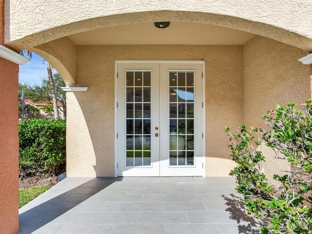 6302 VISTA VERDE DRIVE E, St Petersburg, FL 33707
