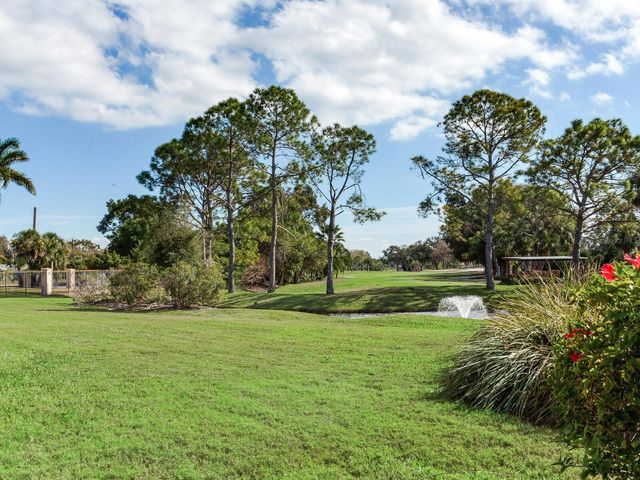 6302 VISTA VERDE DRIVE E, St Petersburg, FL 33707