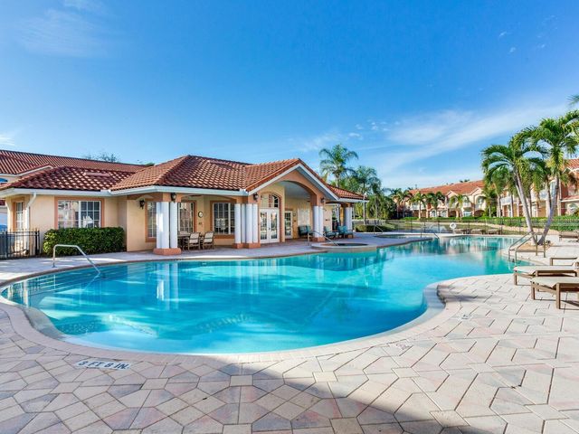 6302 VISTA VERDE DRIVE E, St Petersburg, FL 33707