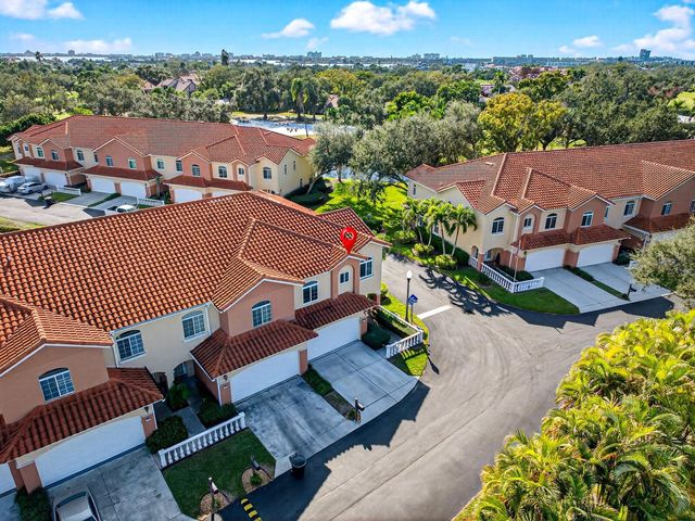 6302 VISTA VERDE DRIVE E, St Petersburg, FL 33707