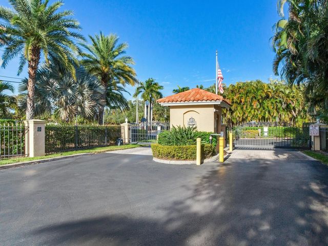 6302 VISTA VERDE DRIVE E, St Petersburg, FL 33707