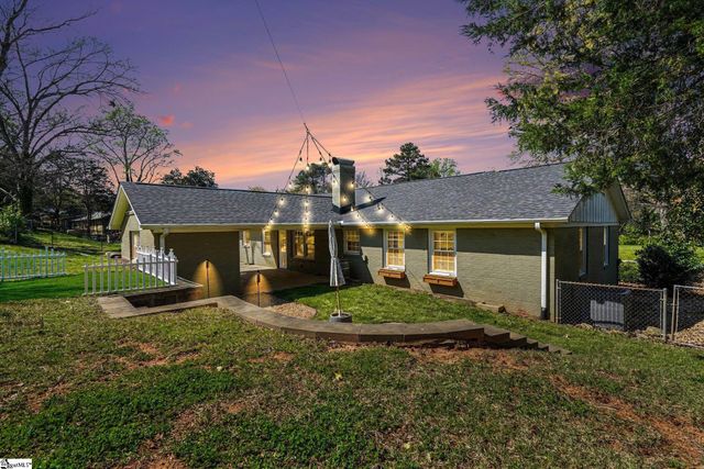 124 Colvin Road, Greenville, SC 29615