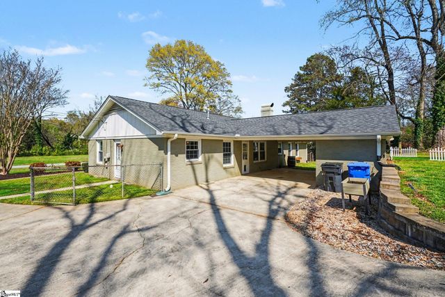 124 Colvin Road, Greenville, SC 29615