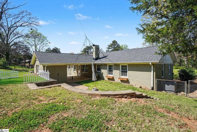 124 Colvin Road, Greenville, SC 29615