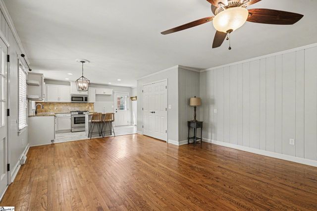 124 Colvin Road, Greenville, SC 29615