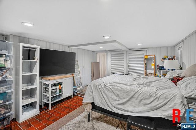 1068 Anderson Avenue, Fort Lee, NJ 07024