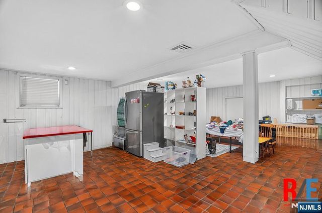 1068 Anderson Avenue, Fort Lee, NJ 07024