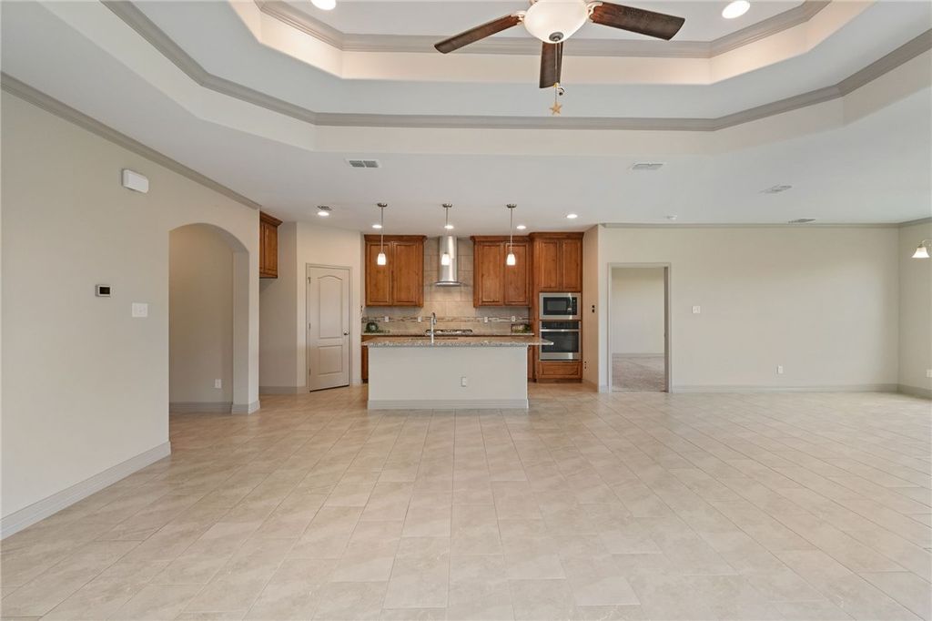2109 Crystal Bay Dr, Corpus Christi, TX 78414 — photo 4