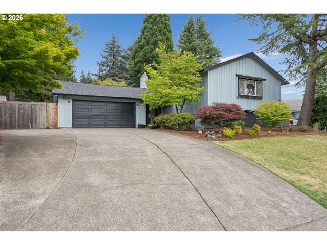 2445 DEBOK Rd, West Linn, OR 97068