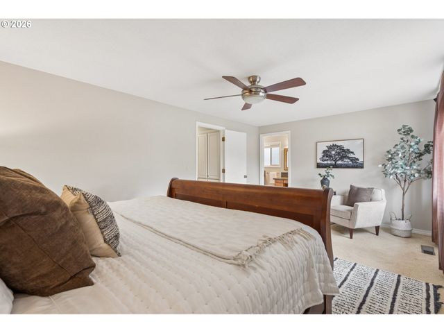 2445 DEBOK Rd, West Linn, OR 97068