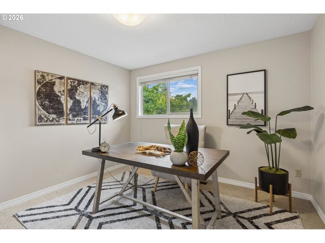 2445 DEBOK Rd, West Linn, OR 97068