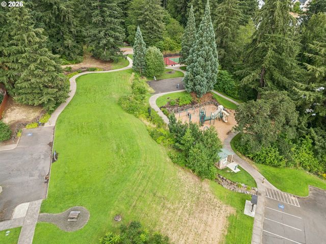 2445 DEBOK Rd, West Linn, OR 97068