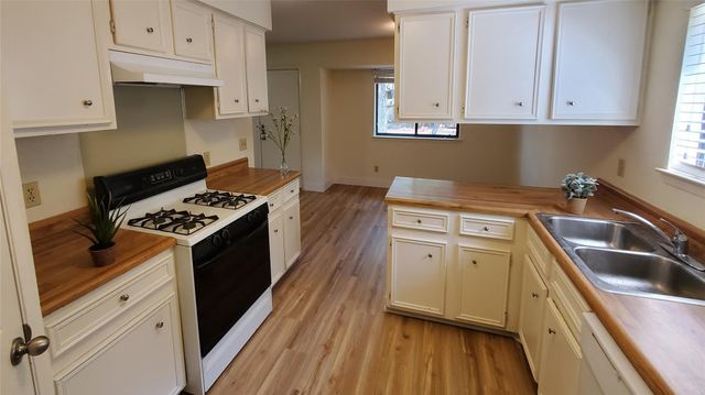 6701 Rearden RD, Austin, TX 78745