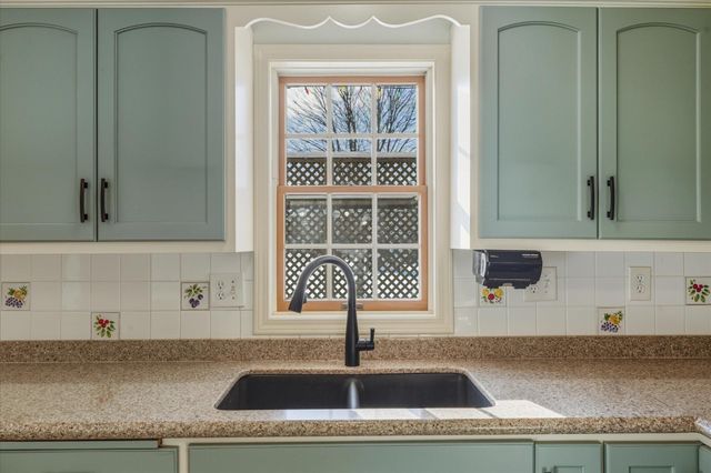 2563 Colony Circle, Saint Cloud, MN 56303